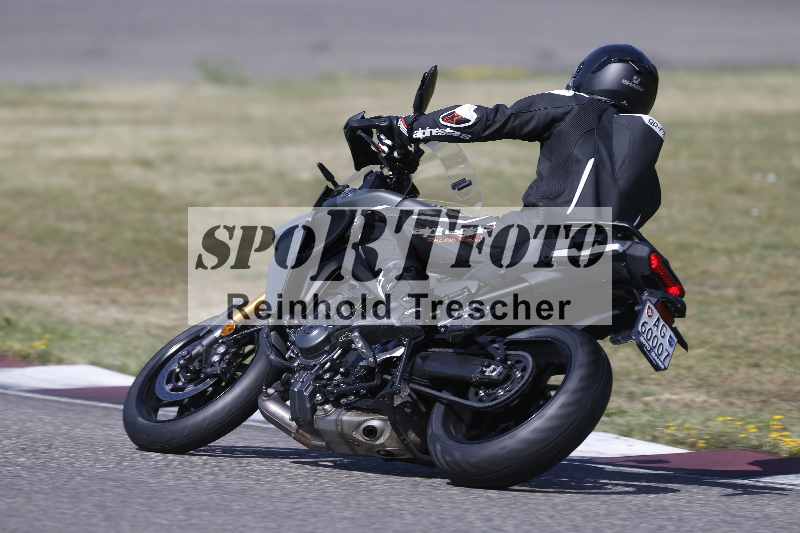 /21 17.06.2026  Ducati Schweiz Track Warmup ADR/Gruppe blau/43